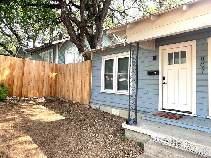 Property Photo:  807 E Riverside Drive Drive B  TX 78704 