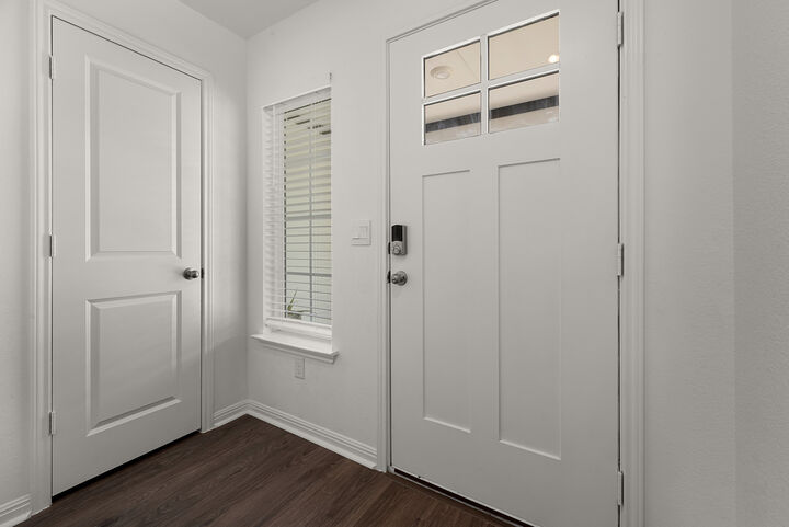 Property Photo:  165 Santa Rosa Lane  TX 78610 