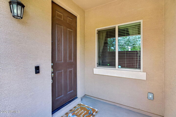 Property Photo:  950 W Sisso Tree Avenue  AZ 85140 