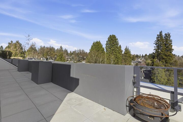 Property Photo: 3590 W 39th Avenue 308 BC V6N 3A5