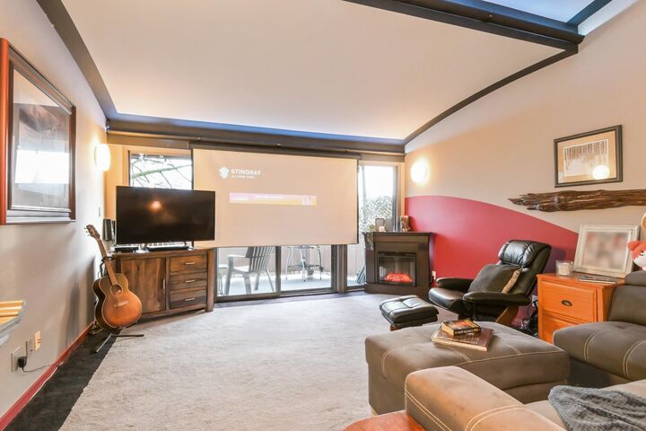 Property Photo: 46210 Chilliwack Central Road 213 BC V2P 1J8