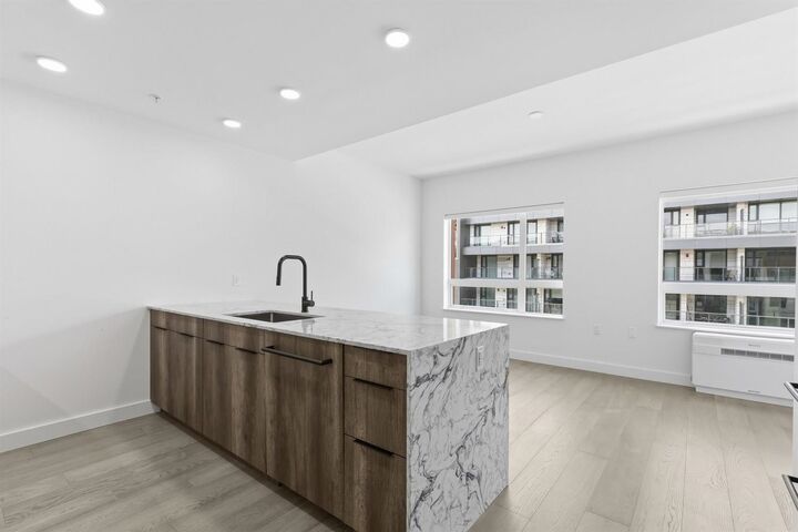 Property Photo: 3590 W 39th Avenue 304 BC V6N 3A5