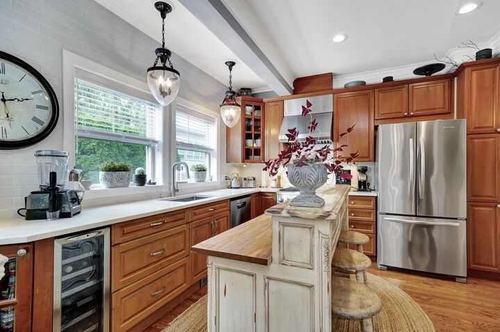 Property Photo: 15151 Buena Vista Avenue 4 BC V4B 1Y2