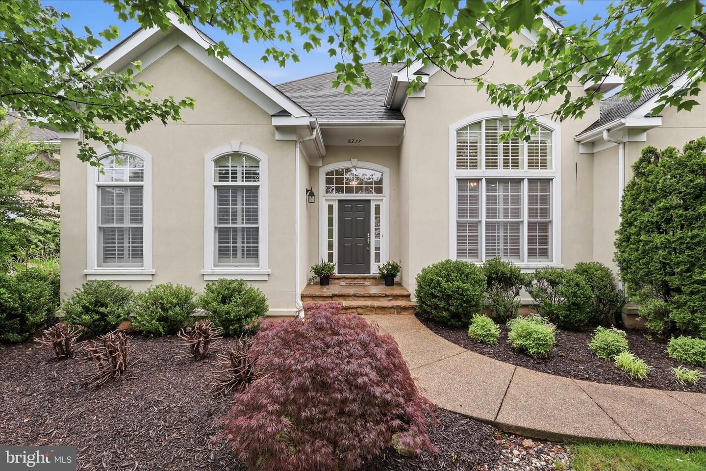 Property Photo:  8277 Roxborough Loop  VA 20155 