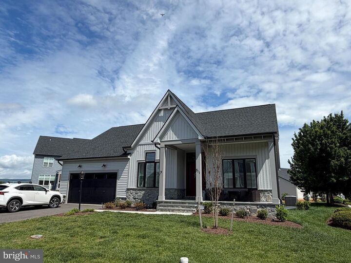 Property Photo:  511 Shenandoah Crossing Drive  WV 25414 