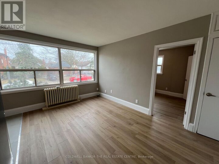 Property Photo:  108 Grandville Avenue 4  ON M6N 4V2 