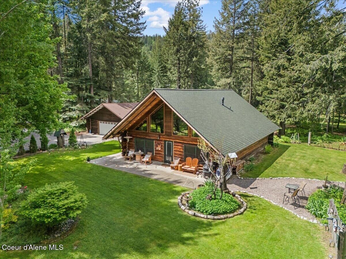 Property Photo: 1639 W Hillsdale Rd ID 83801