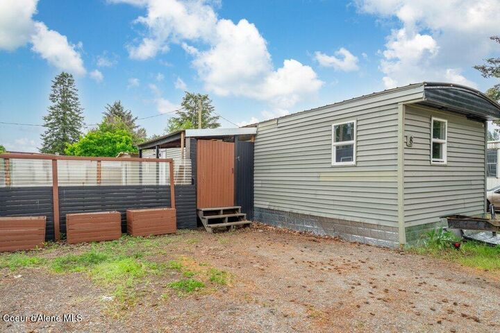 Property Photo: 1356 N Highway 41 Trlr 8 ID 83854