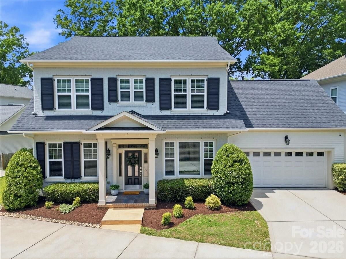 Property Photo:  1103 N Sharon Amity Road  NC 28211 