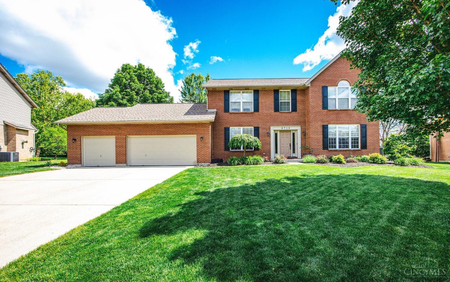 Property Photo: 6716 Charleston Run Court OH 45040