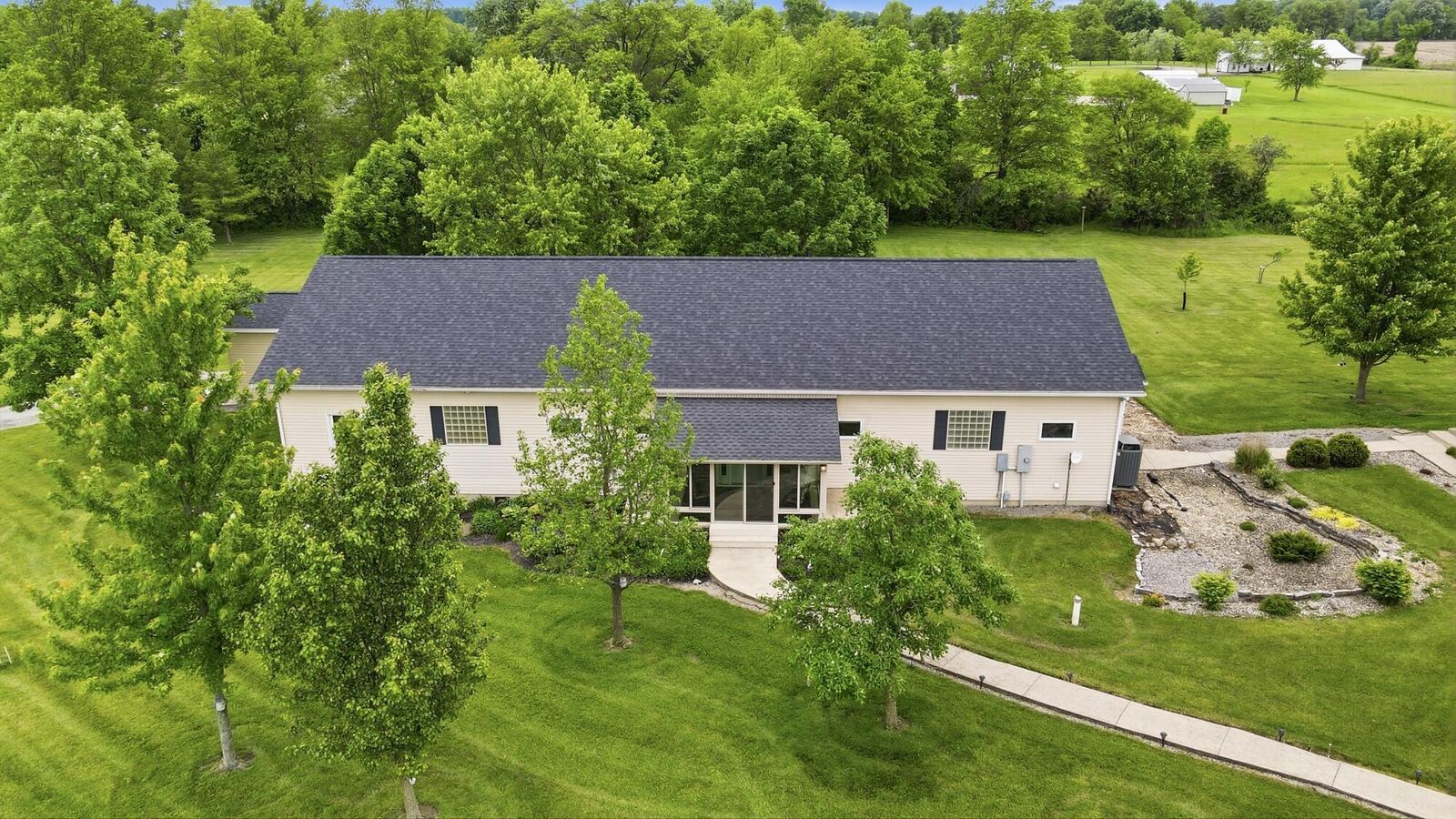 Property Photo:  24425 Lunda Road  OH 43067 