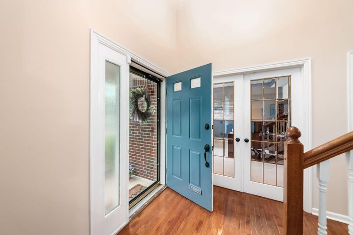 Property Photo: 2007 Parklawn Drive OH 43035