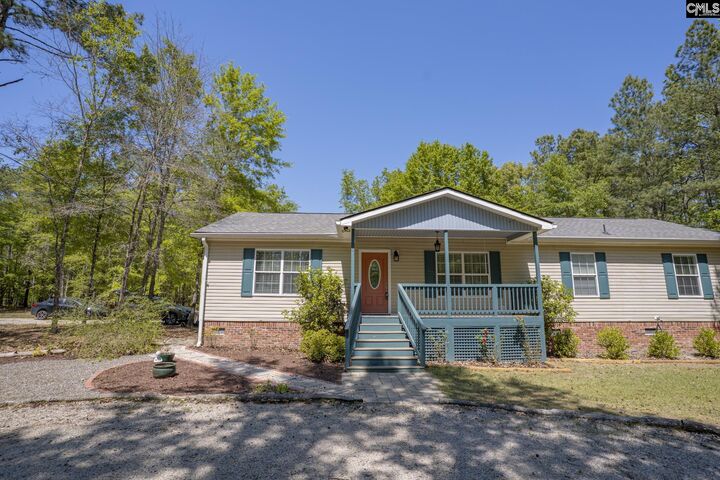 Property Photo:  122 E Lonesome Pine  SC 29020 