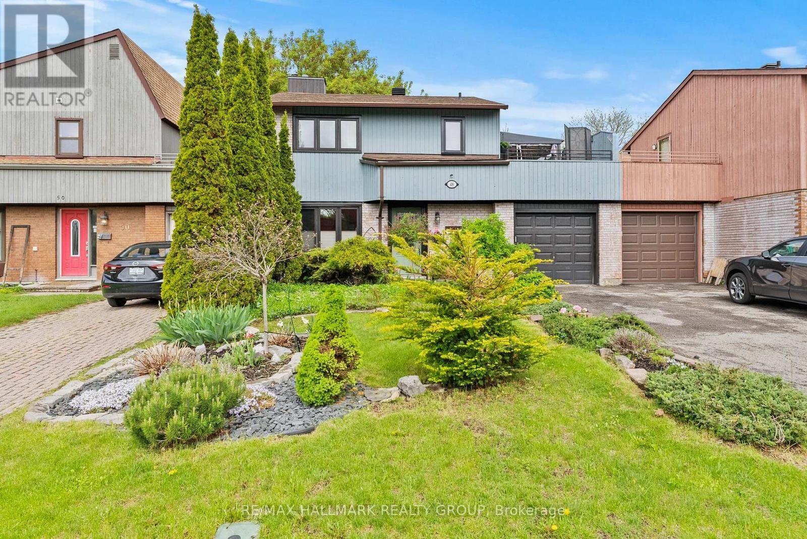 Property Photo: 48 Sample Road ON K1V 9T8