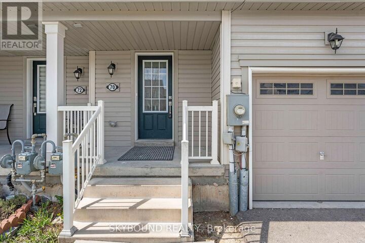 Property Photo:  70 Munro Circle  ON N3T 0R5 
