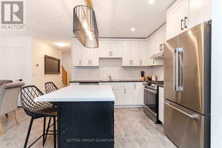 Property Photo: 114 Mullin Street ON N0C 1H0