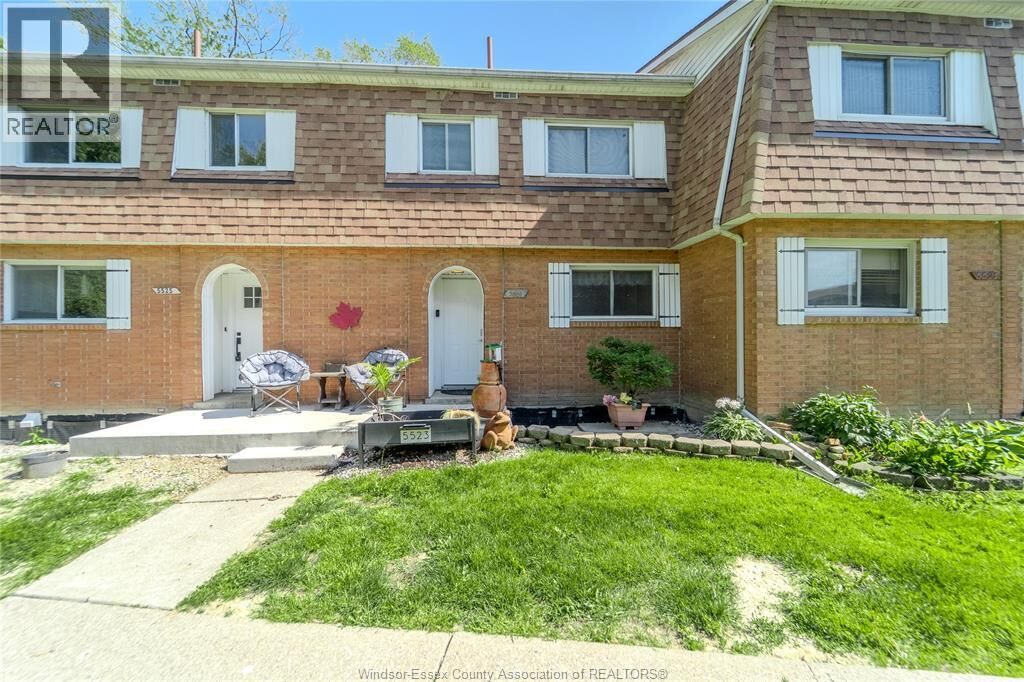 Property Photo: 5523 Empress Street ON N8T 3B2