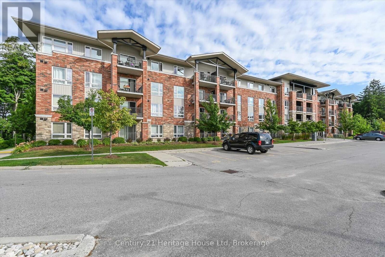 Property Photo:  625 St David Street South 407  ON N1M 0A8 