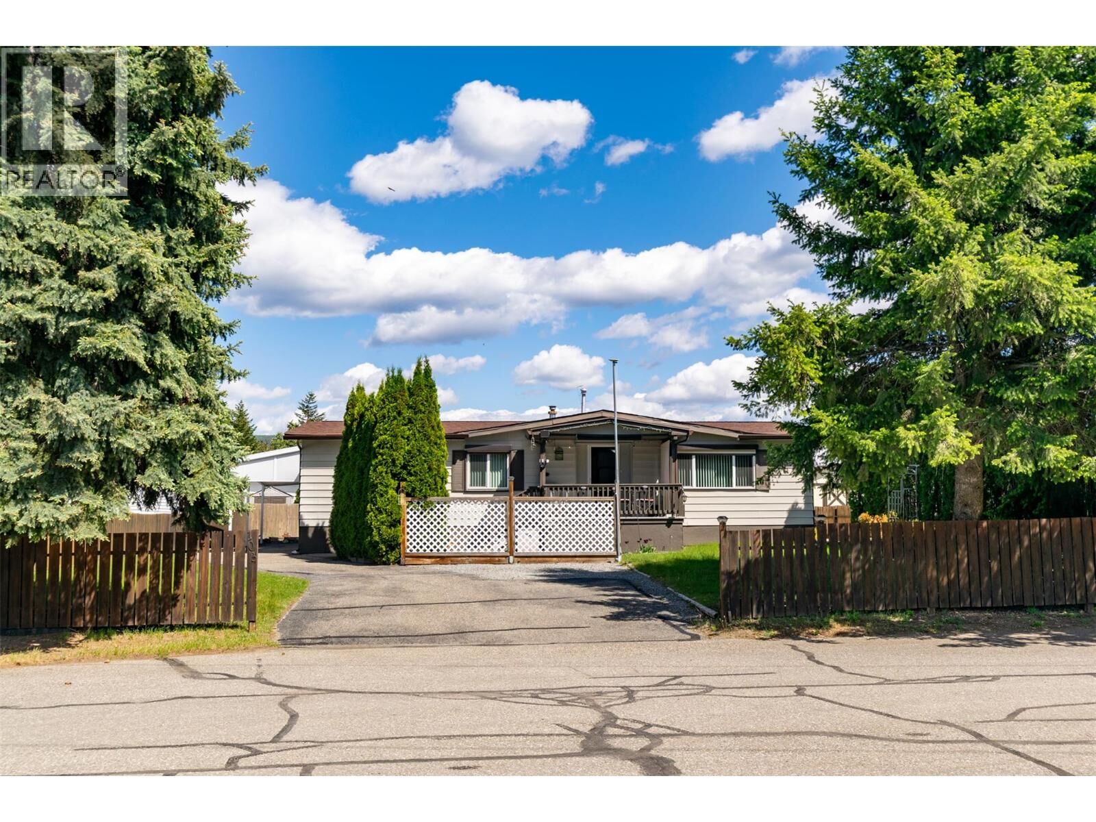 Property Photo: 1361 30th Street Southeast 103 BC V1E 2N4