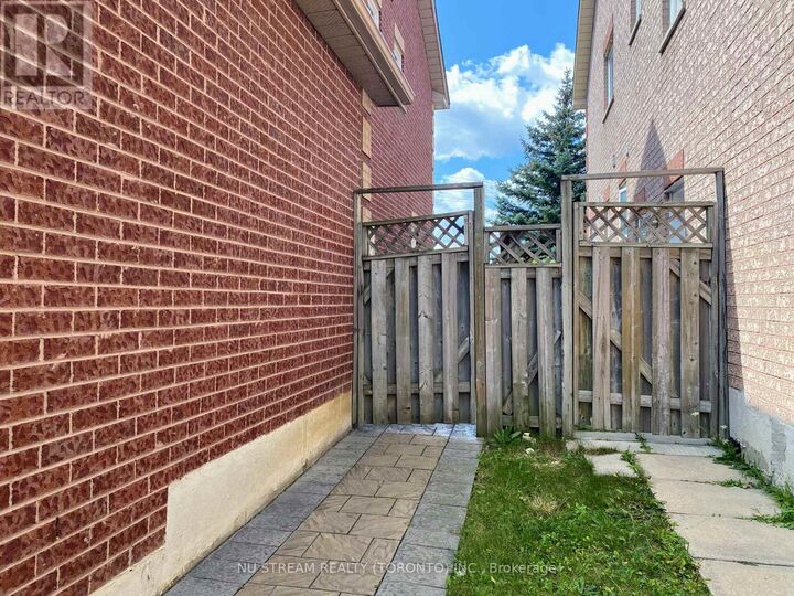 Property Photo:  82 Fresno Court Bsmt  ON L3R 0T7 