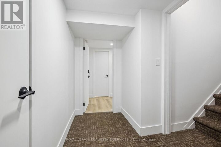 Property Photo:  1 Yorkview Drive Suite A  ON M8Z 2E7 