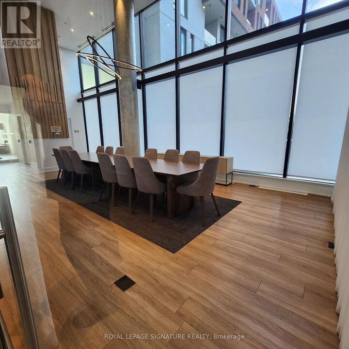 Property Photo:  3100 Keele Street West 910  ON M3M 0E1 