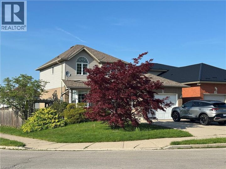 Property Photo:  33 Vineberg Drive  ON L9B 2P6 