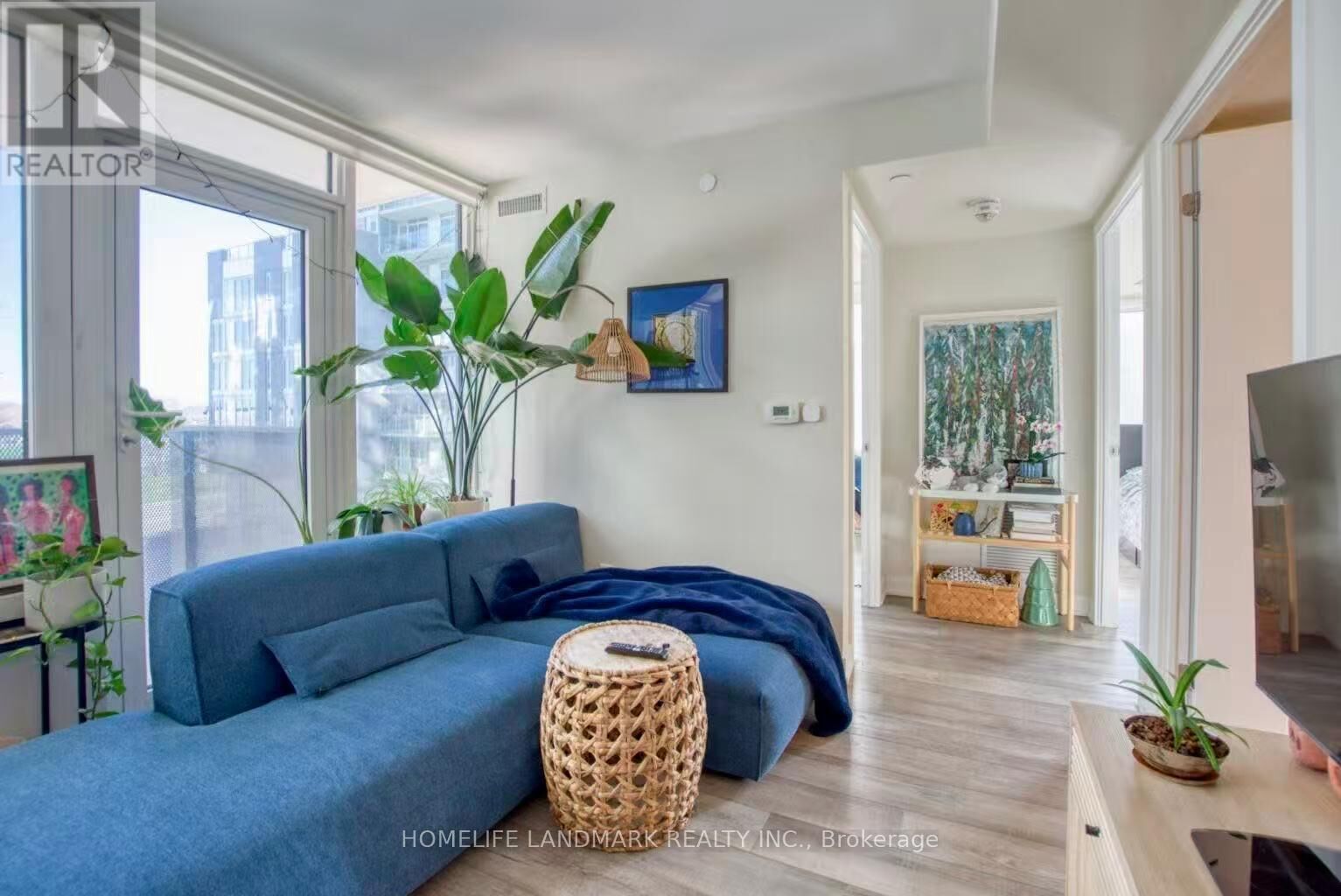 Property Photo: 38 Monte Kwinter Court 402 ON M3H 0E2