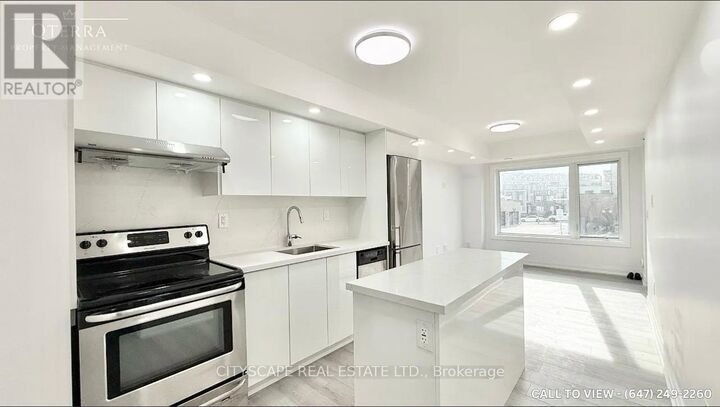 Property Photo:  173 William Duncan Road West 6  ON M3K 0B8 
