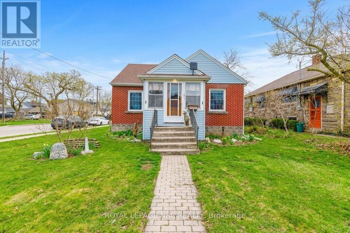 197 Charlotte Street — photo 1