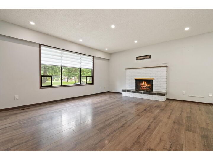 Property Photo:  260 Robertson Crescent  BC V0X 1L4 