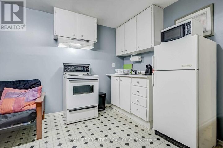 Property Photo:  31 Madsen Crescent Basement  ON L3R 4P2 