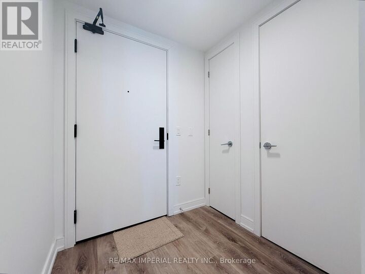 Property Photo:  1 Jarvis Street 816  ON L8R 3J2 