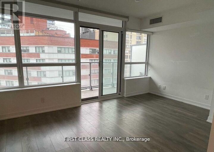 Property Photo:  365 Church Street 1004  ON M5B 1Z9 