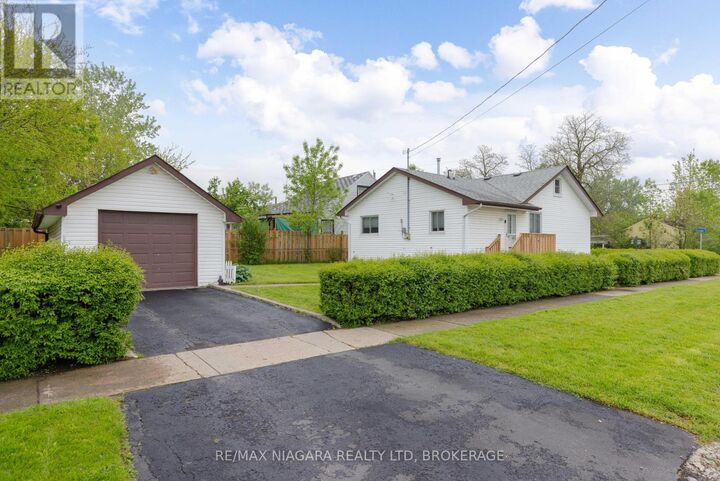 Property Photo: 150 Henrietta Street ON L2A 2J9