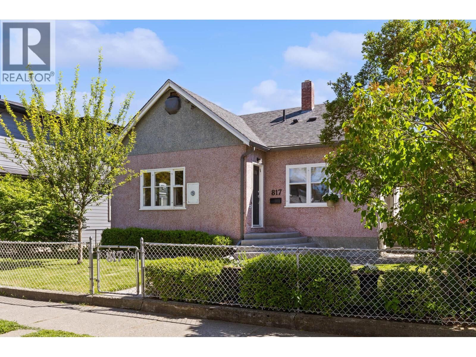 Property Photo: 817 Fuller Avenue BC V1Y 6X2