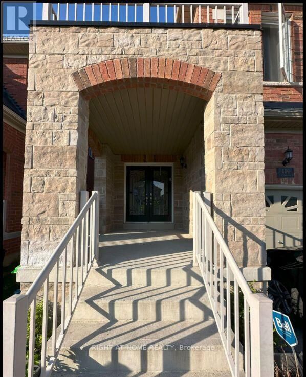 Property Photo:  609 Bessborough Drive  ON L9T 8V9 