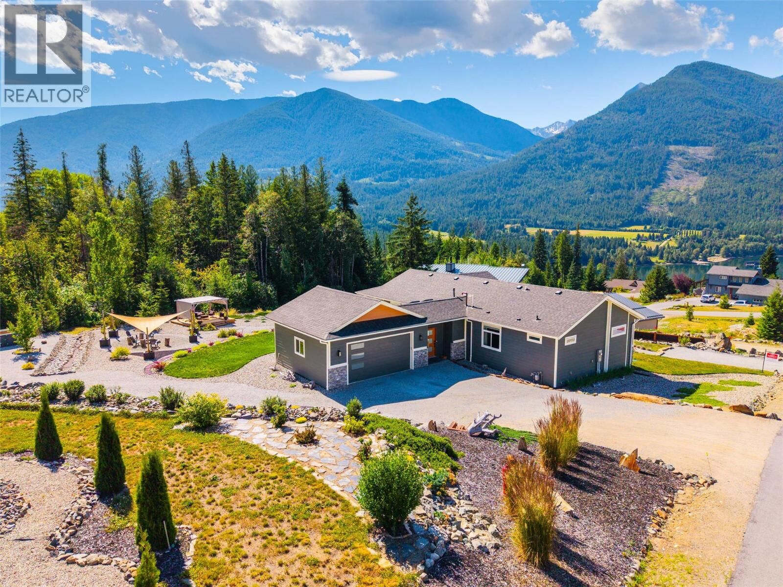 Property Photo: 430 Buriview Drive BC V1L 0A7