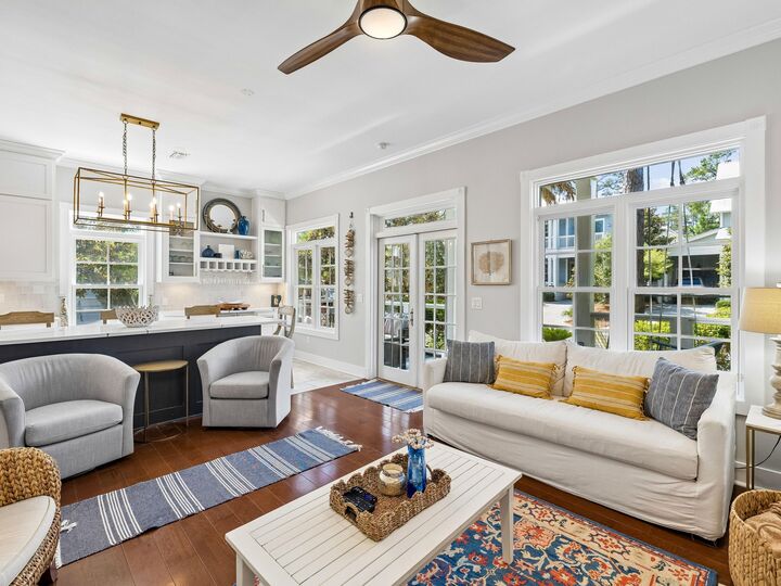 Property Photo:  181 Matt'S Way  FL 32459 