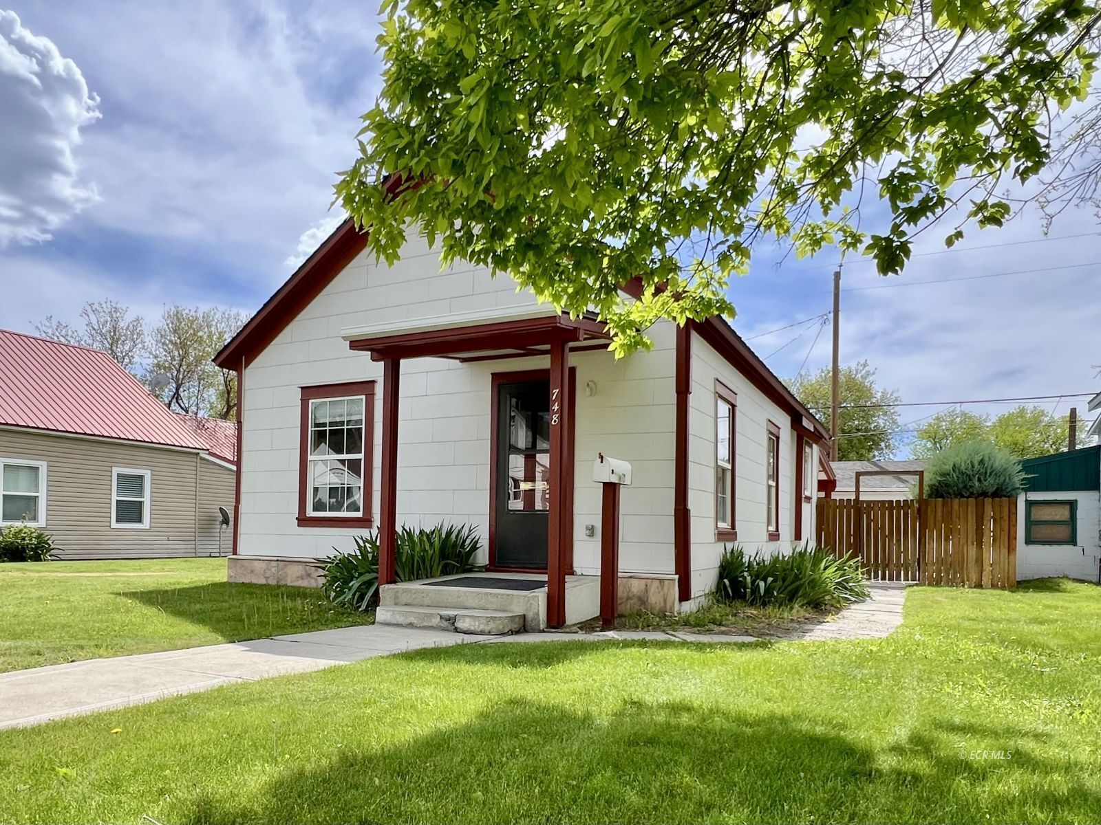Property Photo: 748 Juniper Street NV 89801