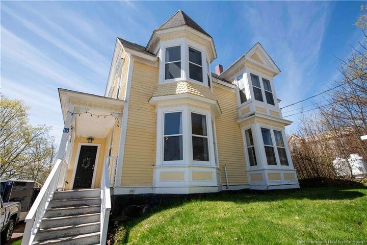 Property Photo:  15 Allison Avenue  NB E4L 3L8 