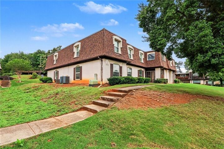 Property Photo:  129 Rue Fontaine  GA 30038 