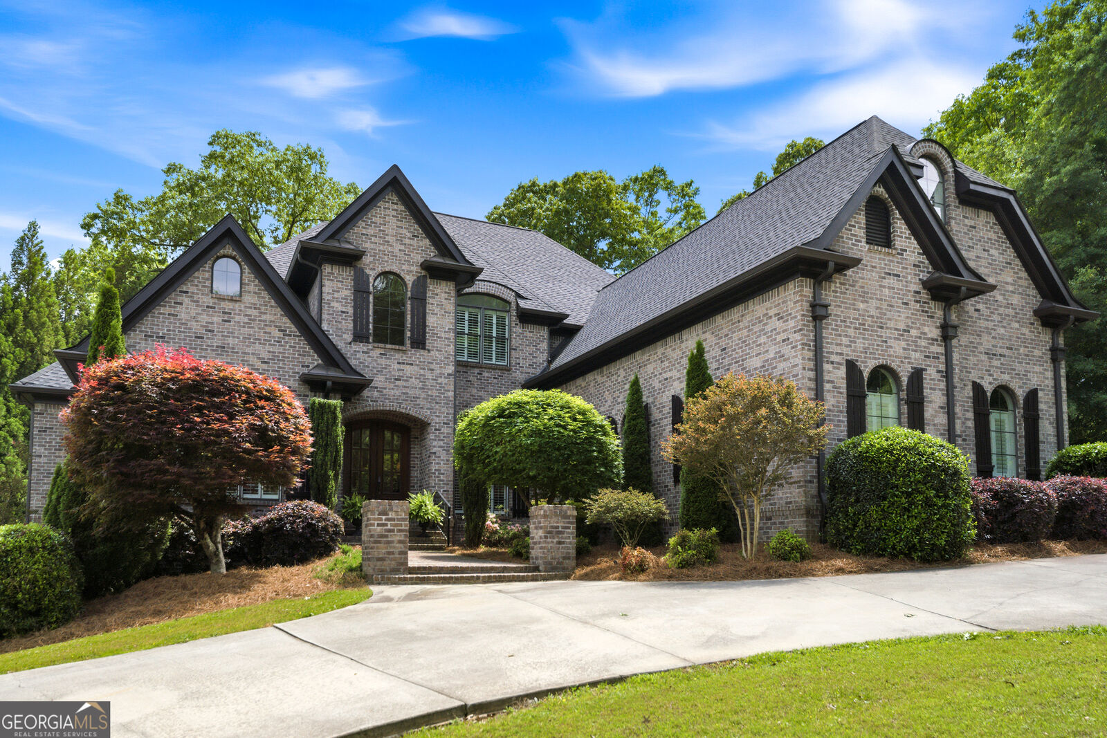 Property Photo:  1720 Oak Tree Hollow  GA 30501 