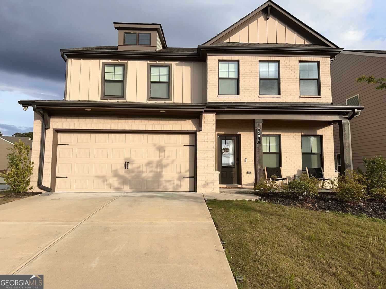 Property Photo: 304 Sterling Creek Way GA 30052