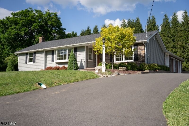 Property Photo:  6 Hillside Ln  NJ 08848 