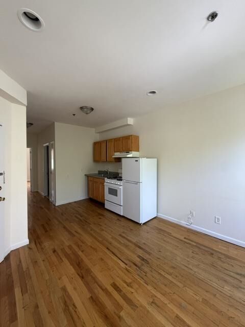 Property Photo:  331 Monroe St 2L  NJ 07030 