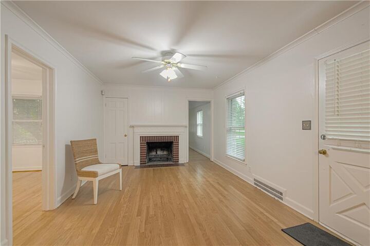 Property Photo:  624 E 97th Street  MO 64131 