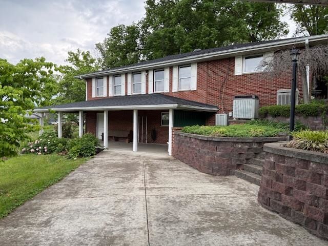 Property Photo: 9545 Teays Valley Drive WV 25560