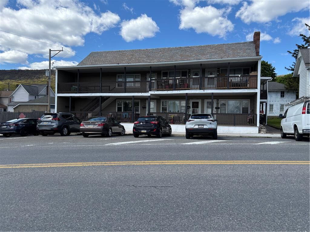 Property Photo:  435 Main Street  PA 18072 