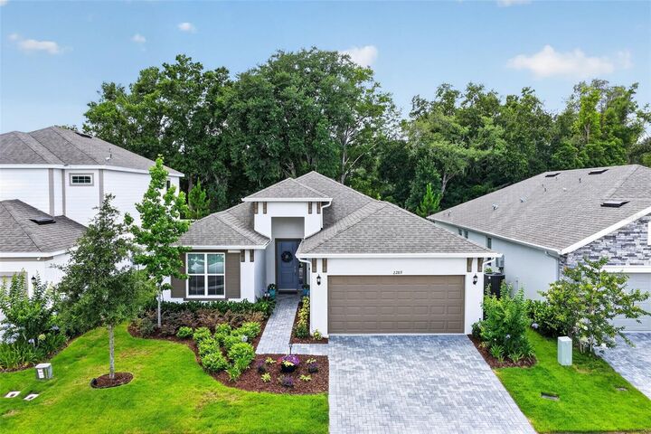 Property Photo:  2289 Sirena Lane  FL 32757 
